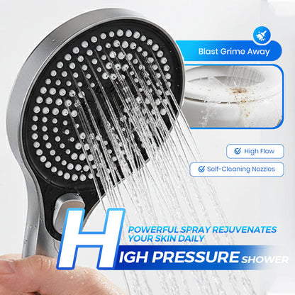 🌟 Høytrykks dusjhode for behagelig dusj – Justerbar stråle 🚿 og ergonomisk design for avslappende opplevelse.