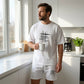 2-delers sett med casual topp og shorts for menn – løs passform, pustende og fargebestandig grafisk trykk 😎👕