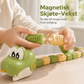 Fjernstyrt slangeleke med magnetiske skjøtesegmenter